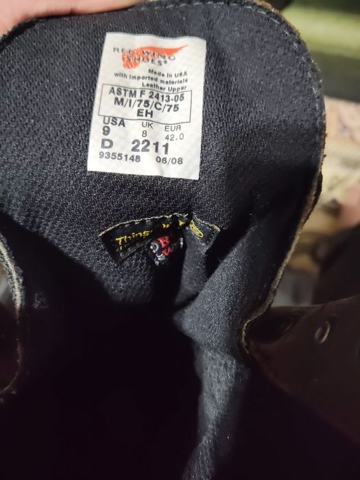 Спецботинка redwing