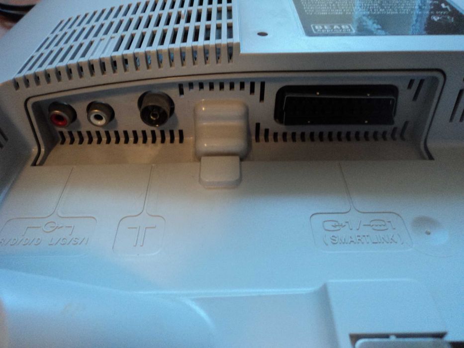 Телевизор SONY WEGA  KLV-17HR3