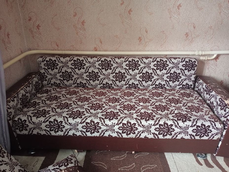 Продам раскладной диван б/у