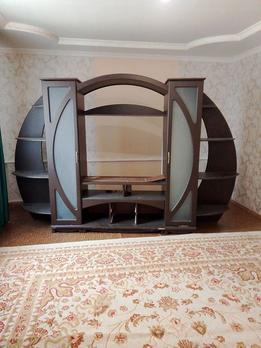 Продам стенку для зала