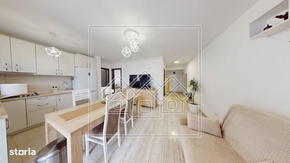 Ap mobilat modern, 3 camere, balcon mare, Etaj 2, parcare