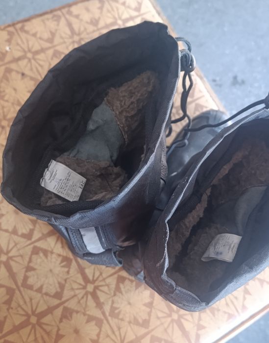 Продам зимнюю рабочую обувь