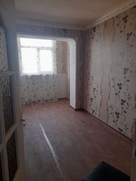 Qarshi shaxridan 2 xonali uy sotiladi