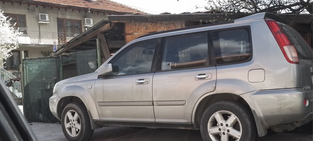 Нисан  x-trail  2.5 бензин