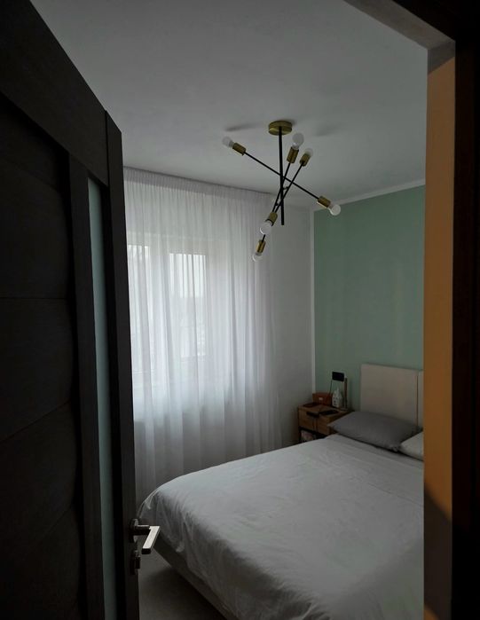 Apartament 2 camere, etaj 2, de vânzare