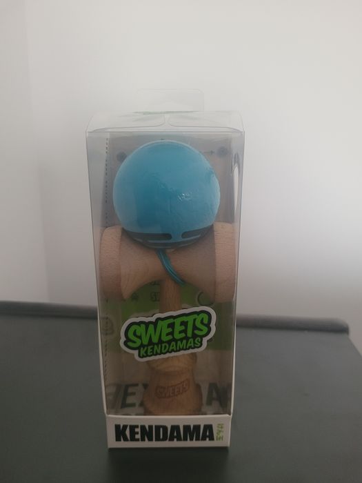 Kendama Sweets Boost Radar Blue ca nouă
