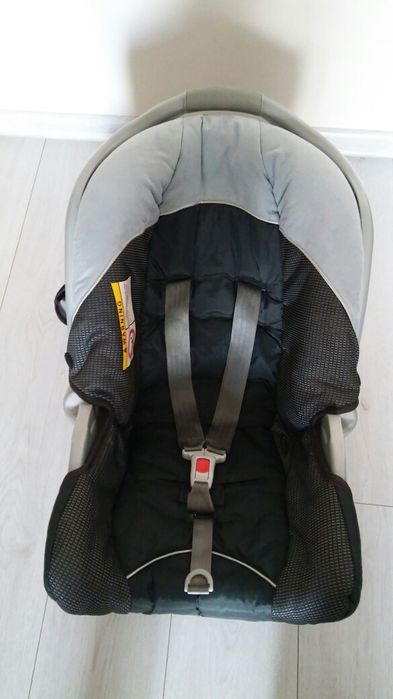 Зимен кош+столче за кола