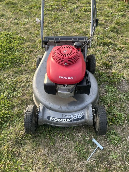 Masina de tuns gazon Honda HRD-536- profesionala, motor Ohc,sasiu alum