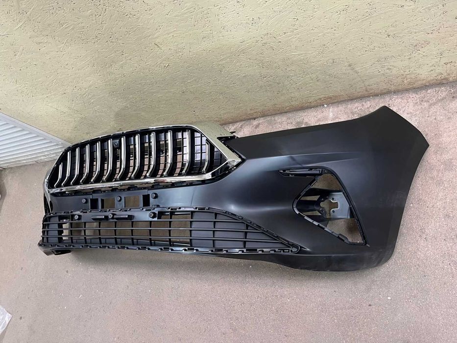 Бампер, решетка  на JAC J7 / Жак Ж7