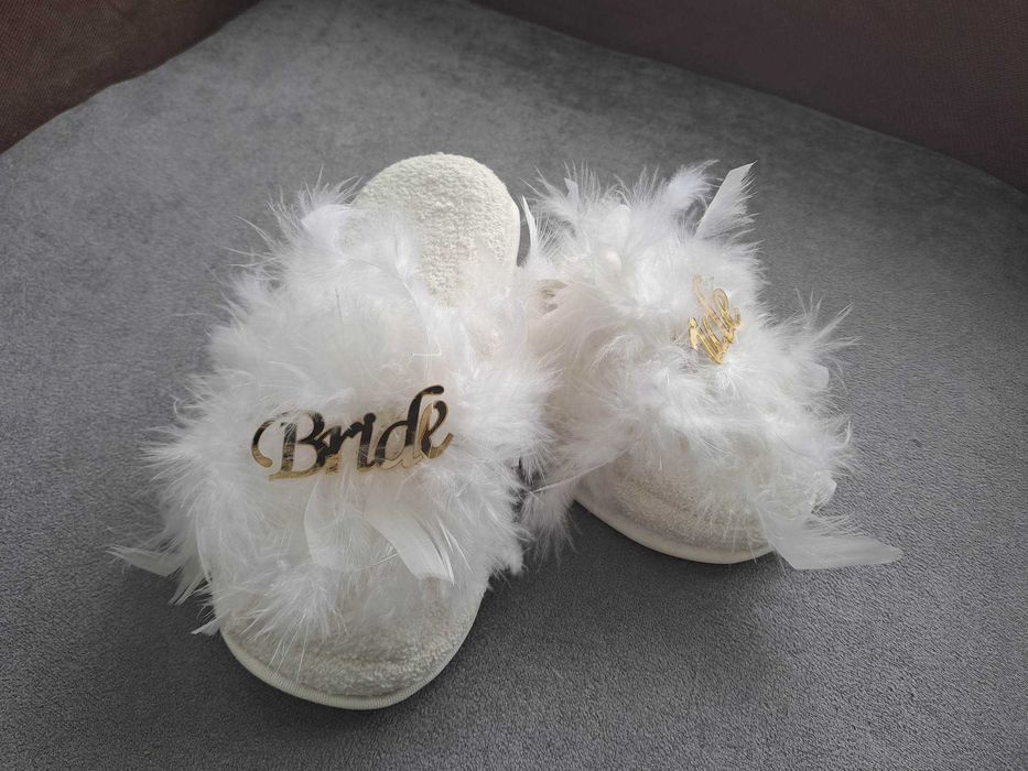 Комплект за булка и шаферки