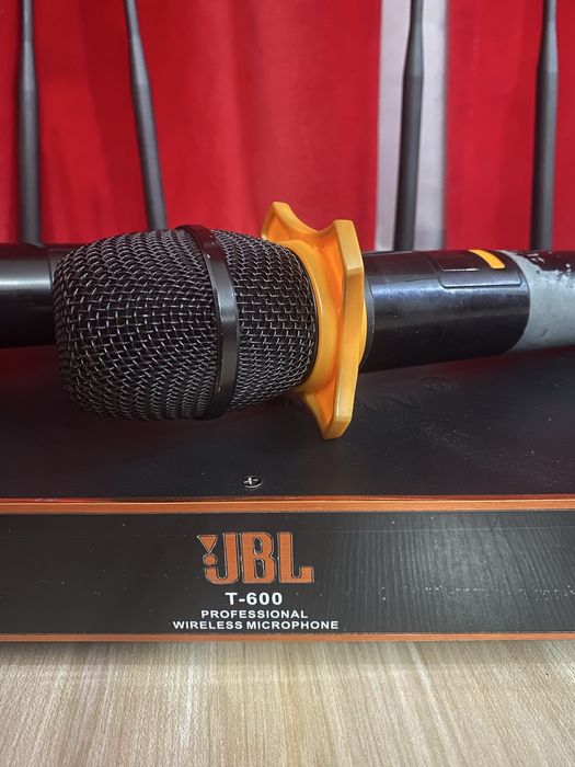 JBL T600 микрофон