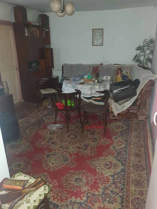 Продавам къща в гр.Сливен