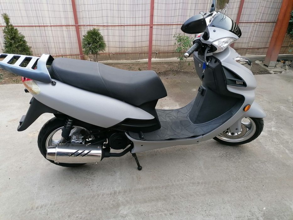 Scuter dr 125 inmatriculat