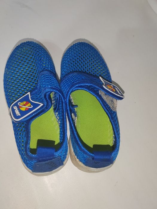 Кроссовки 26 размер