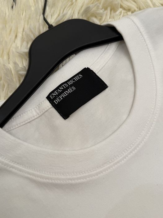 Erd T-shirt В наличии