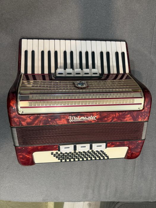 Акордеон  Welmeister