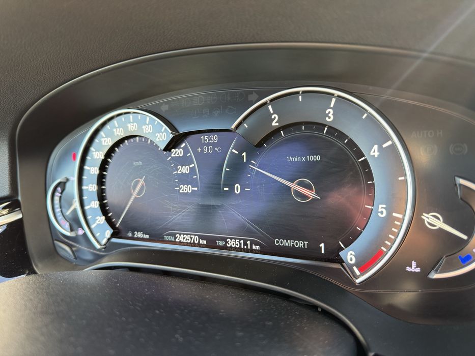 BMW 520d G30, 2017, 190cp, Sport line, Navi Professional