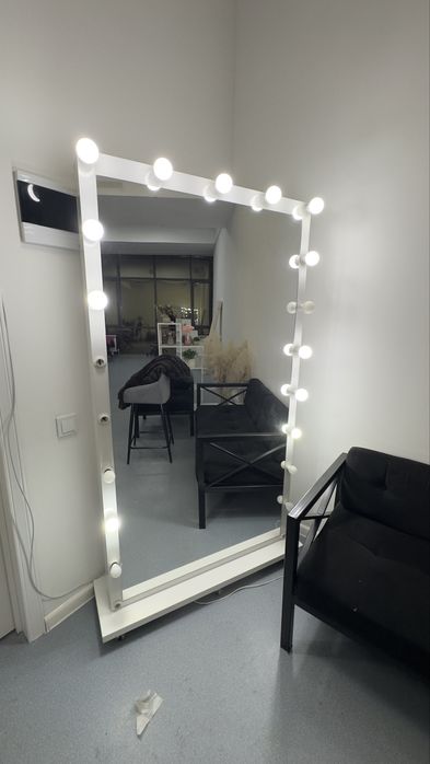 Продам срочно для салона итд