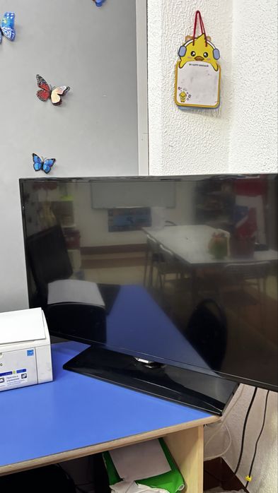 Продам телевизор самсунг не смарт