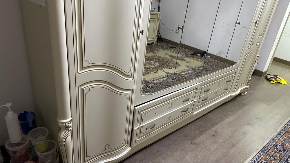 Спальный гарнитур , кровать , шкаф