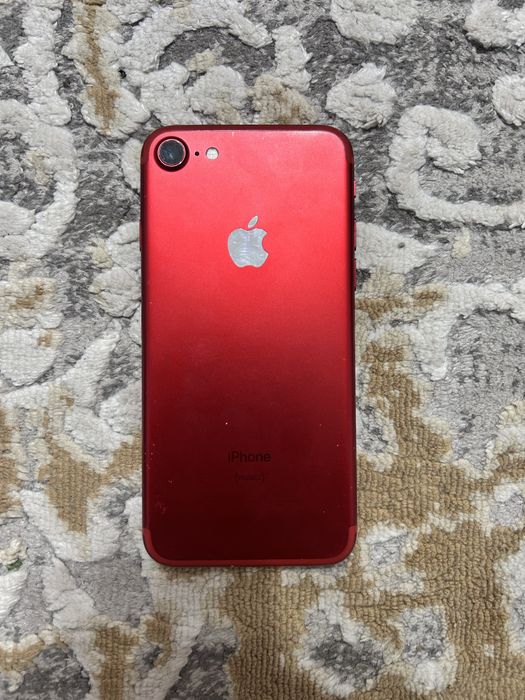 Айфон 7 в идеальном состояние.