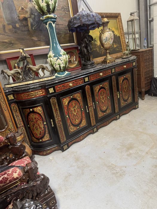 Comoda din lemn masiv stil boulle