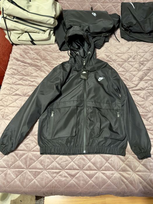 Jacheta Nike dri-fit windbreaker (fâș) nou (M-XXL) livrare oriunde