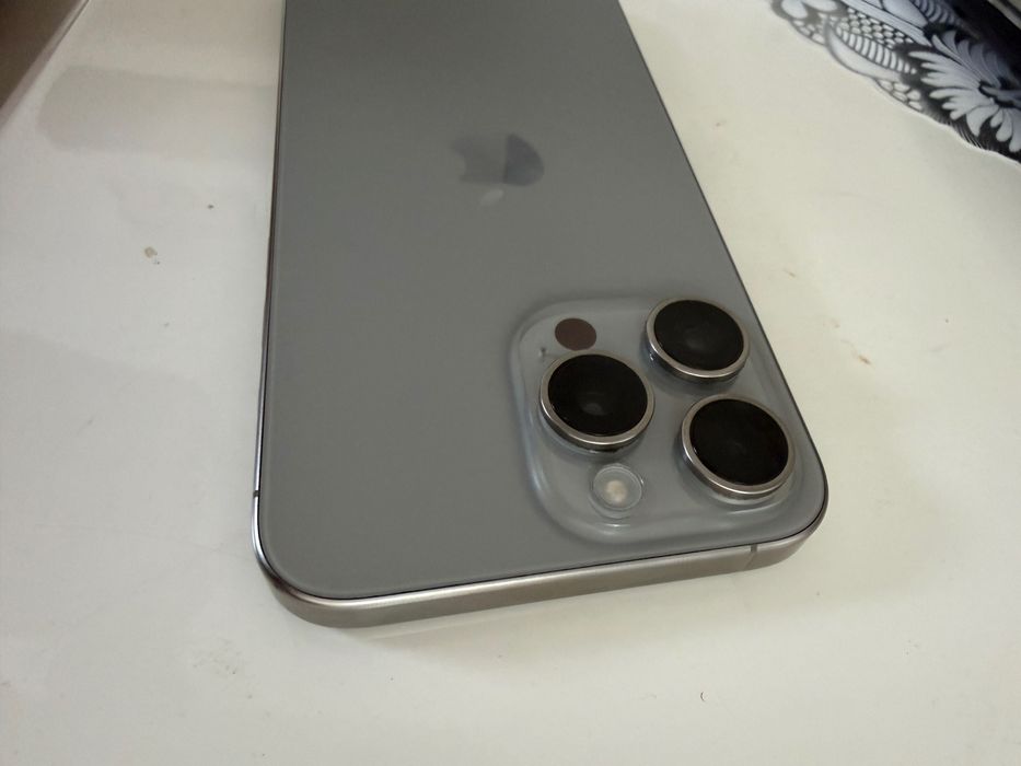 Телефон İphone 15 pro max