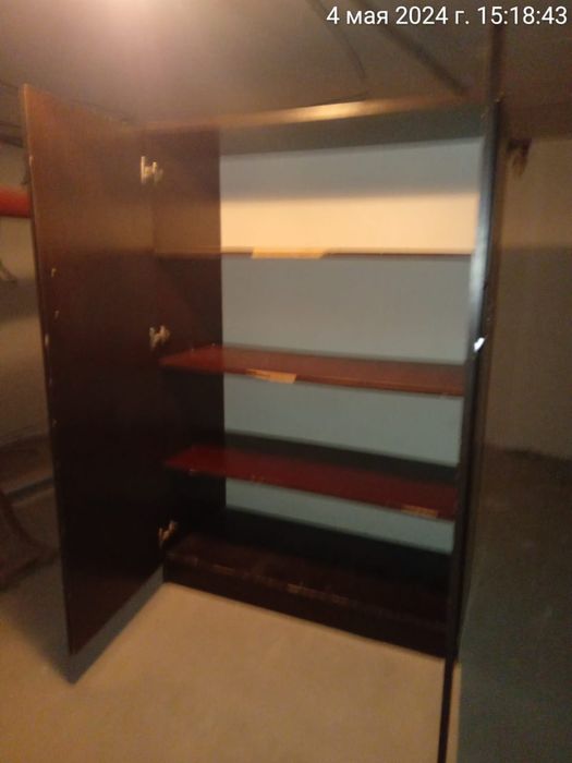 Продам.      шкаф