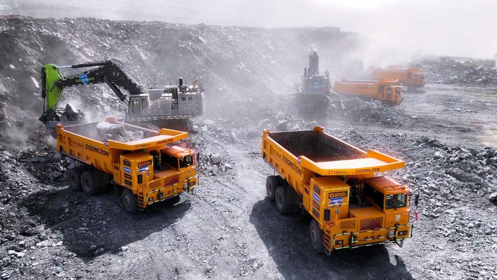 Самосвал карьерный  100 тонн Zoomlion ZT160HEV
