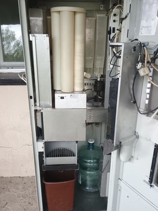 Вендинг машина Zanusi