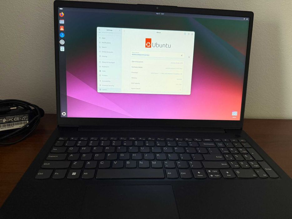 Lenovo V15 Ryzen 7 5700U, 16GB RAM, 512GB SSD, 15.6" FHD, Ubuntu 24LTS