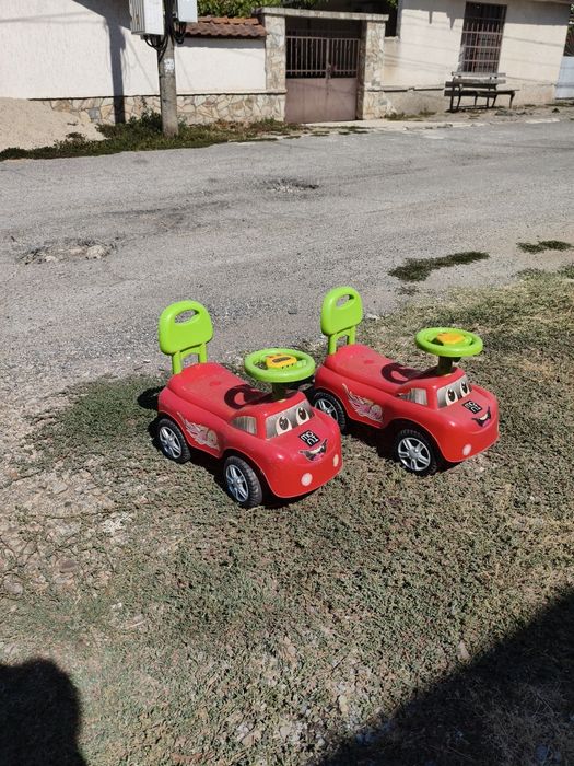 Играчки за близнаци