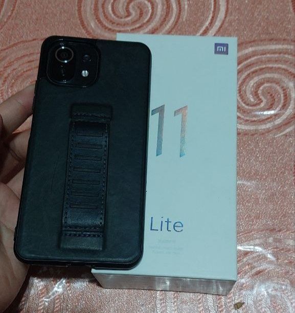 Mi 11lite 8ga 128talik holati ideal olinganiga endi 4oy bolgan yangide