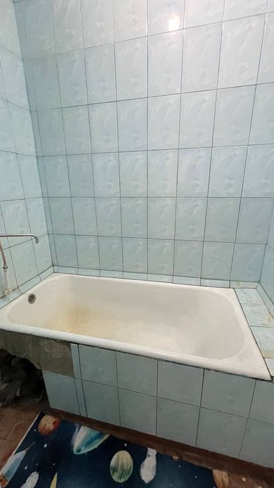 Kvartira srochna sotiladi,arzon narxda lakatsiyasi zor 2xona