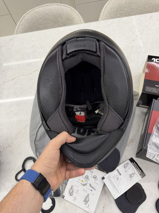 Shoei Neotec Sena 10U