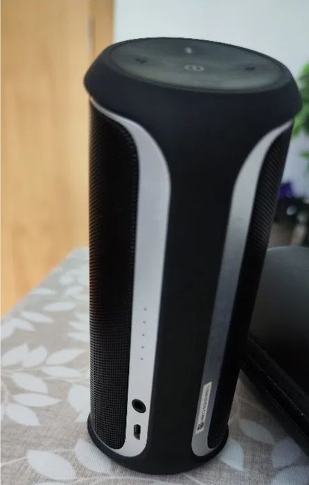 Boxă portabilă JBL Flip 2 (Defectă/Funcționează doar la priză)