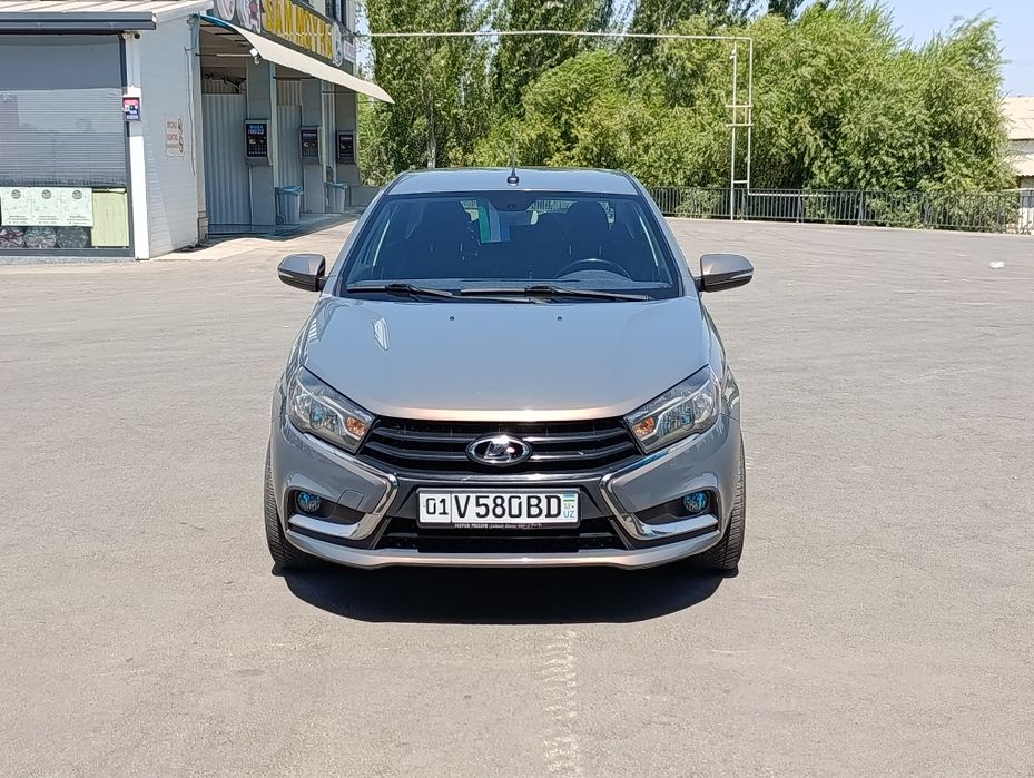 Продается автомобиль Лада Веста