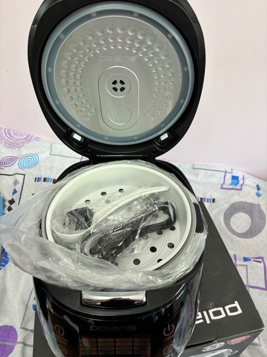 Мультиварка polaris новая