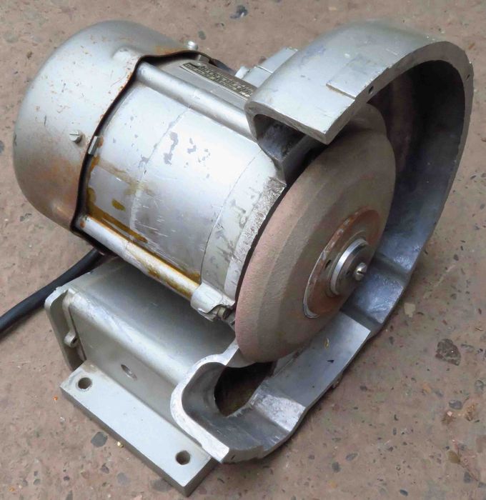 Электродвигатель трехфазный 360 Вт, 60 Вт и постоянный 60В 12А 600 Вт