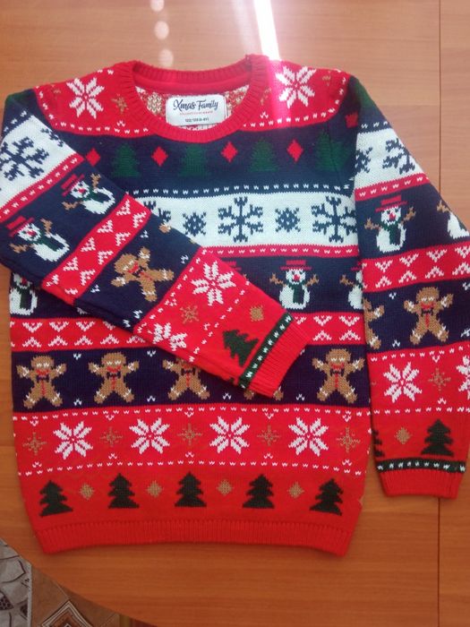 Коледно пуловерче