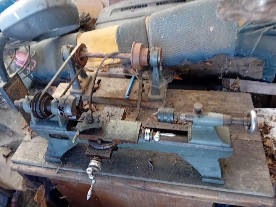 Strung fier 1957 istoric