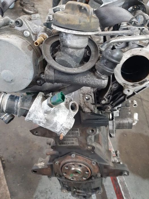 Motor 1.9 d 939a2000 alfa romeo 159 fiat croma 150 cp 110 kw