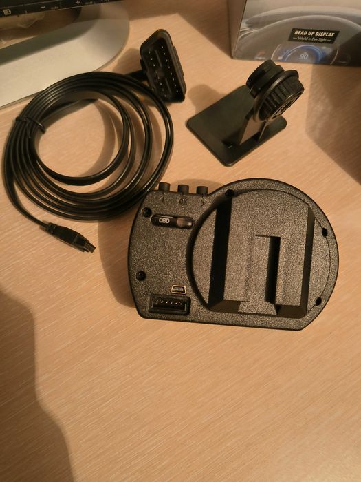 1г. ГАРАНЦИЯ A501 Car HUD OBD2 Километраж Бордови Компютър Турбо Уред Температура Масло Температура Обороти Диагностика Трип Компютър Дисплей OBD 2