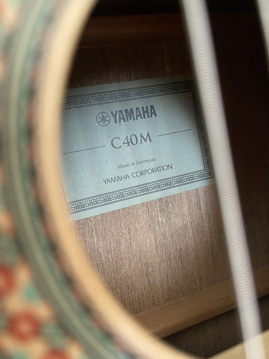 Гитара YAMAHA C40M