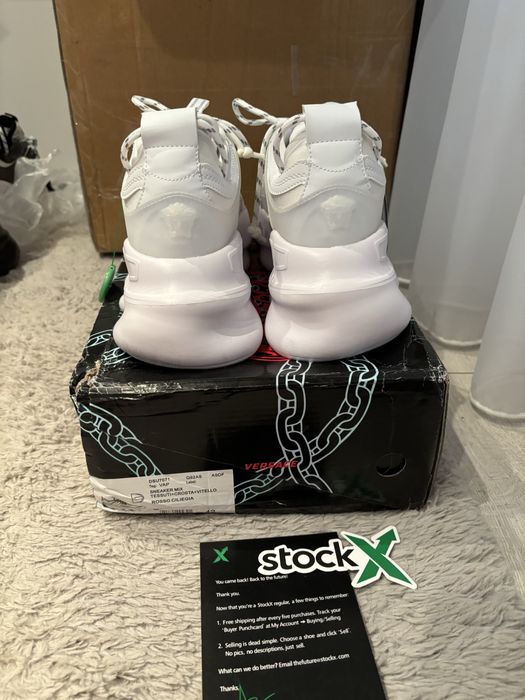 Versace chain  reaction