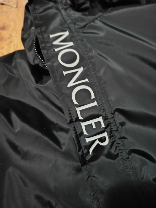 Geacă Moncler  neagră