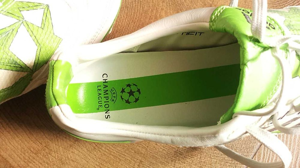 ADIDAS PREDATOR Uefa Champions League EUR 43 1/3 /UK 9 бутонки 40-12-S
