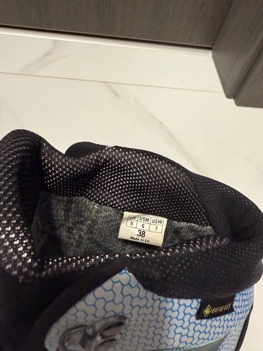 Туристически обувки La Sportiva