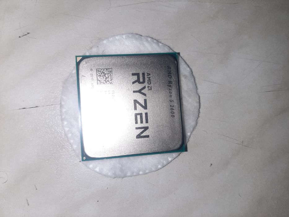 Продам Ryzen 5 2600